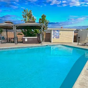 Orchard Disneyland 5 Bedroom Pool , Anaheim United States